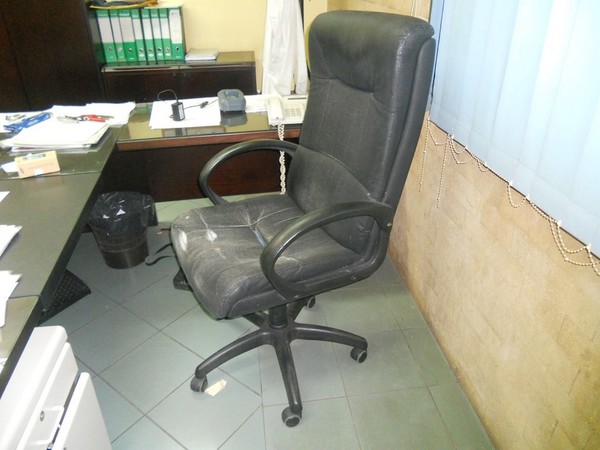 30#5325 Arredo e attrezzatura informatica per ufficio e sala riunione in vendita - foto 45