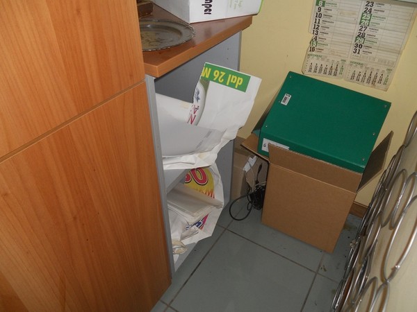 31#5325 Arredo e attrezzatura informatica in vendita - foto 27