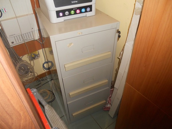 31#5325 Arredo e attrezzatura informatica in vendita - foto 30