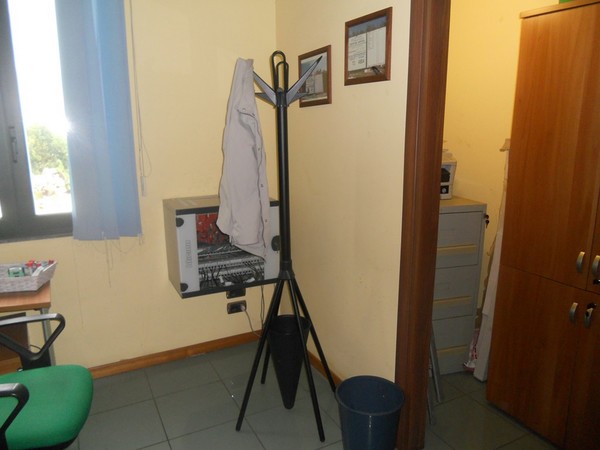 31#5325 Arredo e attrezzatura informatica in vendita - foto 37