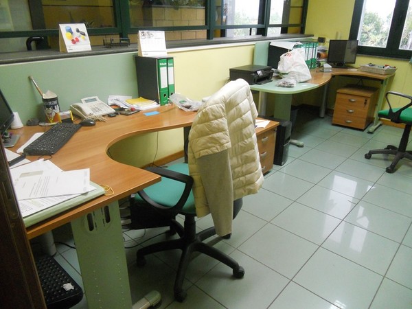 31#5325 Arredo e attrezzatura informatica in vendita - foto 61