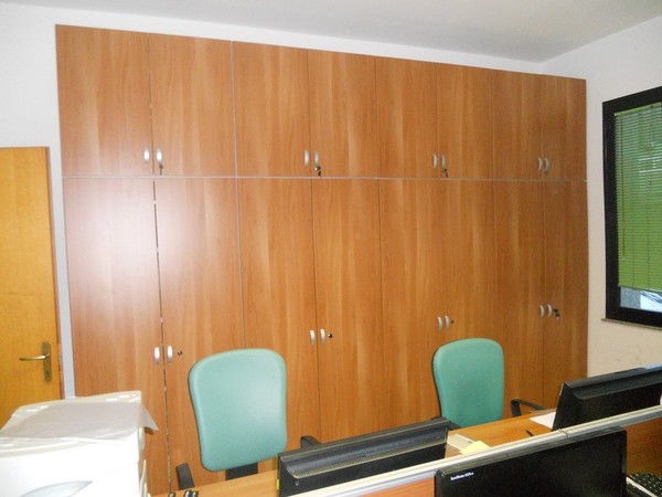 32#5325 Arredo e attrezzatura informatica in vendita - foto 25