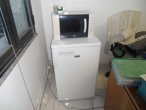32#5325 Arredo e attrezzatura informatica in vendita - foto 33
