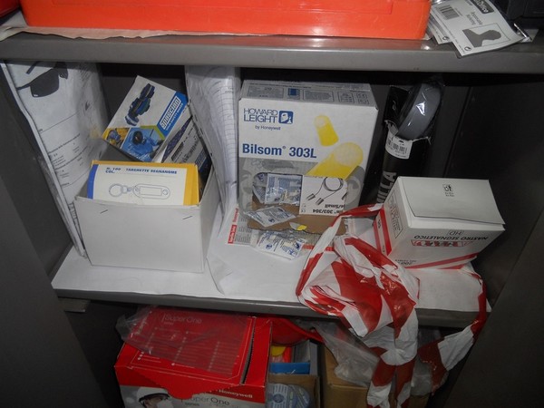 33#5325 Arredo e attrezzatura da ufficio e mensa in vendita - foto 17