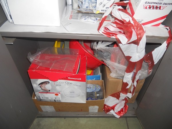33#5325 Arredo e attrezzatura da ufficio e mensa in vendita - foto 18