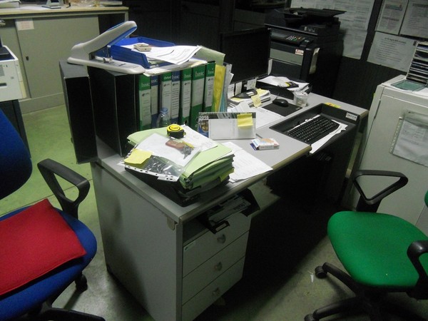 33#5325 Arredo e attrezzatura da ufficio e mensa in vendita - foto 19