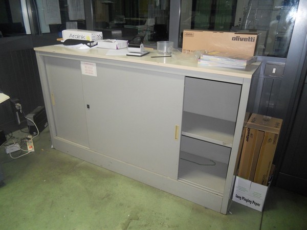 33#5325 Arredo e attrezzatura da ufficio e mensa in vendita - foto 31