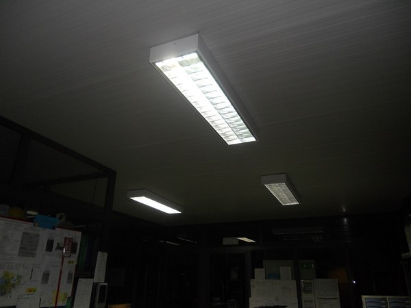 33#5325 Arredo e attrezzatura da ufficio e mensa in vendita - foto 38