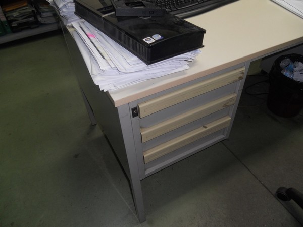 33#5325 Arredo e attrezzatura da ufficio e mensa in vendita - foto 55