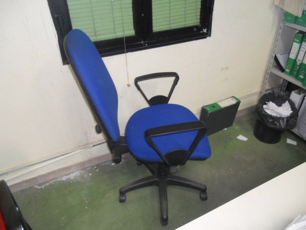 33#5325 Arredo e attrezzatura da ufficio e mensa in vendita - foto 68