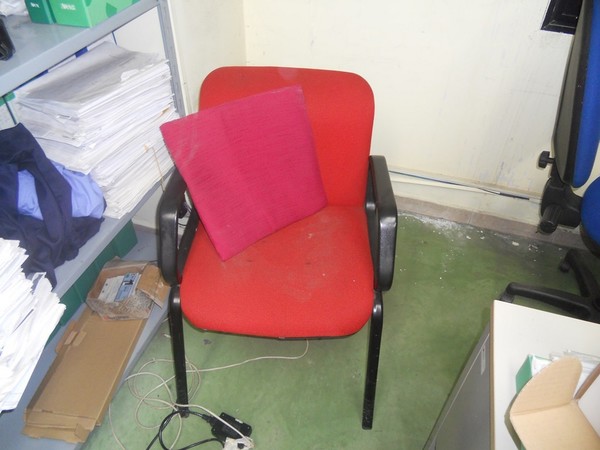 33#5325 Arredo e attrezzatura da ufficio e mensa in vendita - foto 69