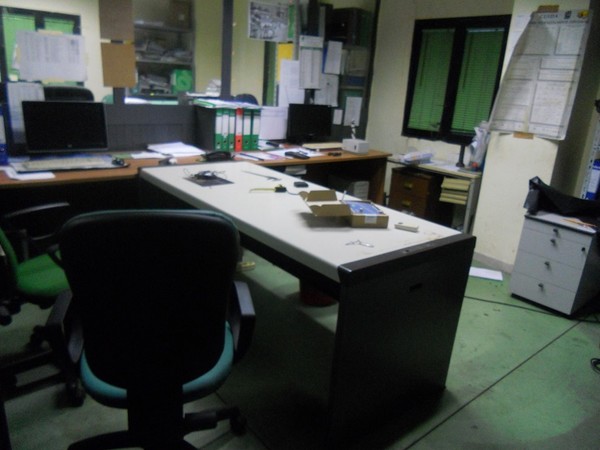 33#5325 Arredo e attrezzatura da ufficio e mensa in vendita - foto 80