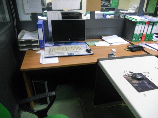 33#5325 Arredo e attrezzatura da ufficio e mensa in vendita - foto 93