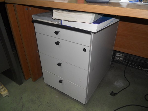33#5325 Arredo e attrezzatura da ufficio e mensa in vendita - foto 99