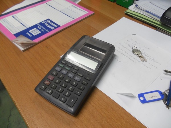 33#5325 Arredo e attrezzatura da ufficio e mensa in vendita - foto 100