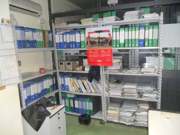 33#5325 Arredo e attrezzatura da ufficio e mensa in vendita - foto 106