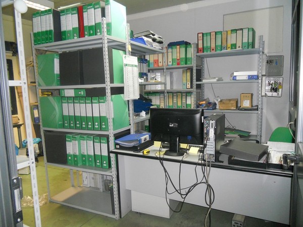 33#5325 Arredo e attrezzatura da ufficio e mensa in vendita - foto 128