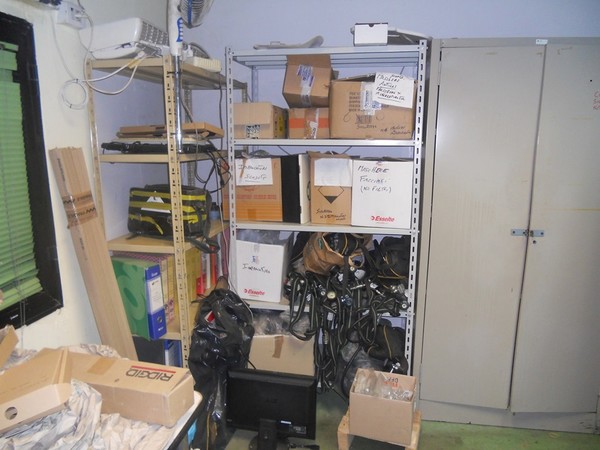 33#5325 Arredo e attrezzatura da ufficio e mensa in vendita - foto 130