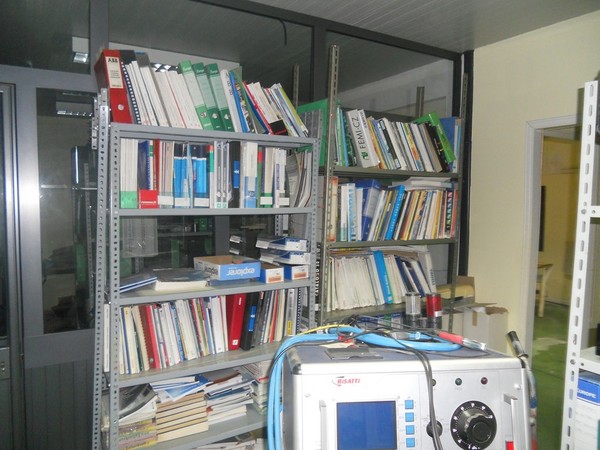 33#5325 Arredo e attrezzatura da ufficio e mensa in vendita - foto 143