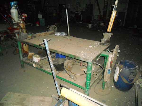 34#5325 Banchi in ferro da officina in vendita - foto 26