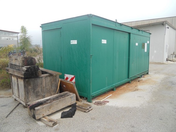 5#5325 Prefabbricato in ferro adibito ad officina mobile in vendita - foto 4