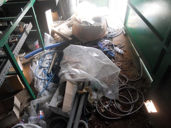 5#5325 Prefabbricato in ferro adibito ad officina mobile in vendita - foto 18