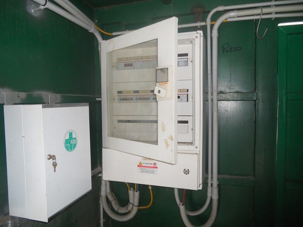 5#5325 Prefabbricato in ferro adibito ad officina mobile in vendita - foto 40