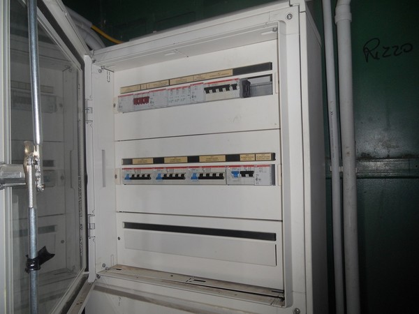 5#5325 Prefabbricato in ferro adibito ad officina mobile in vendita - foto 41