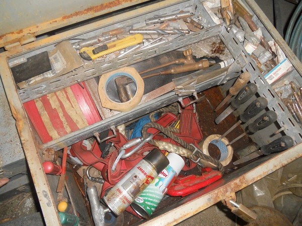 8#5325 Casotto in lamiera con attrezzatura in vendita - foto 7