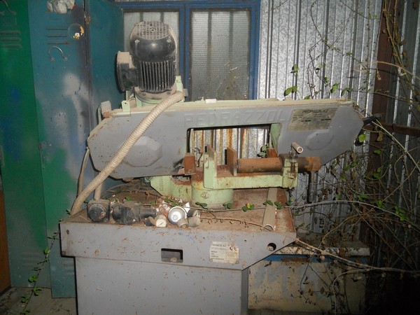 8#5325 Casotto in lamiera con attrezzatura in vendita - foto 45