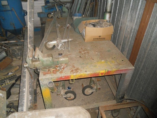 8#5325 Casotto in lamiera con attrezzatura in vendita - foto 46