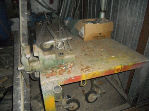 8#5325 Casotto in lamiera con attrezzatura in vendita - foto 47