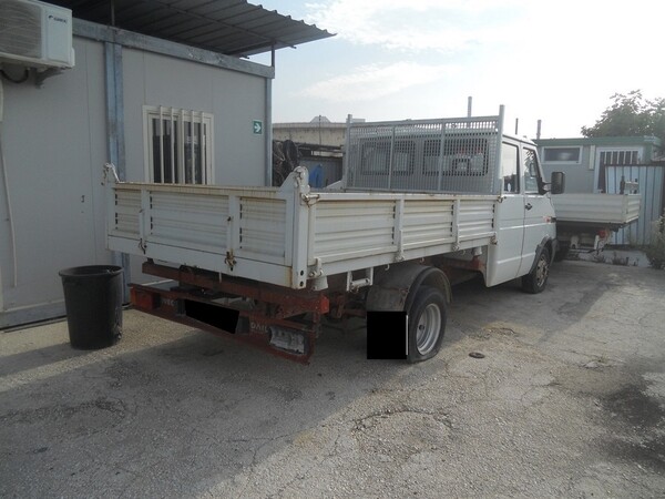 3#5326 Autoveicolo Iveco Daily in vendita - foto 2