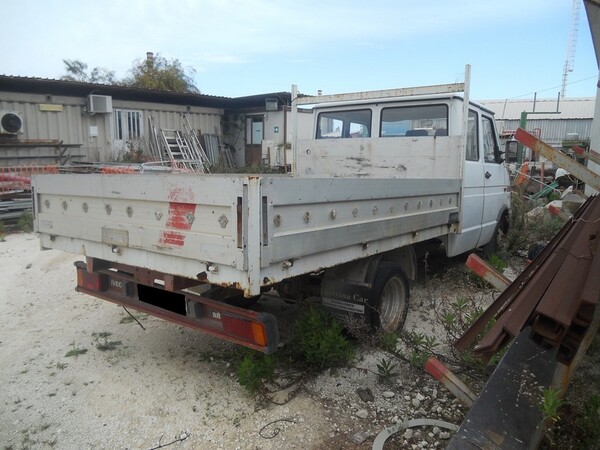 7#5326 Autoveicolo Iveco Daily in vendita - foto 2