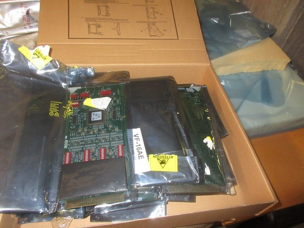 1#5331 Componenti elettronici e materiale Harris in vendita - foto 4