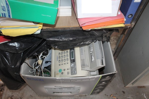 1#5333 Attrezzatura e arredi da ufficio in vendita - foto 35