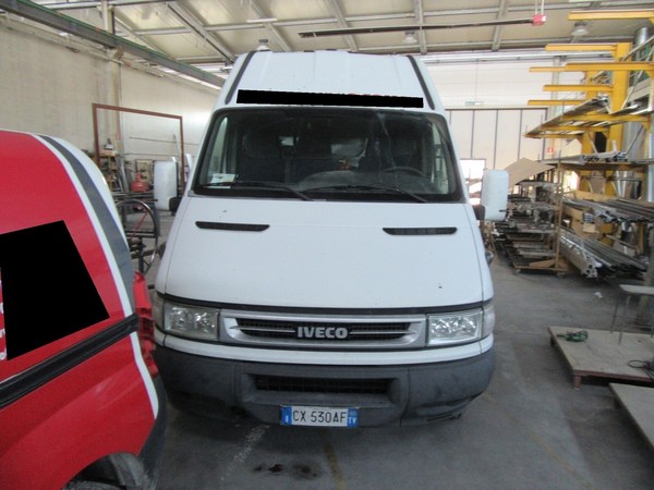 101#5339 Autocarro Iveco Daily in vendita - foto 2