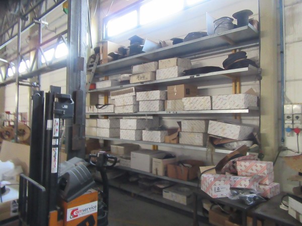90#5339 Rimanenze magazzino per serramenti in vendita - foto 140