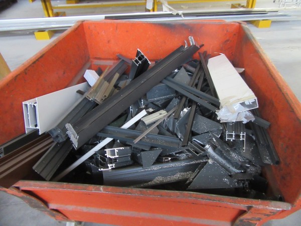 90#5339 Rimanenze magazzino per serramenti in vendita - foto 154