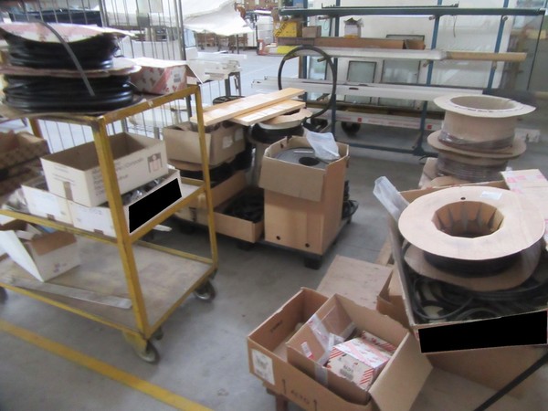 90#5339 Rimanenze magazzino per serramenti in vendita - foto 171