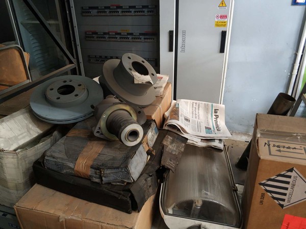 1#5348 Attrezzature officina e ricambi per automezzi industriali in vendita - foto 87