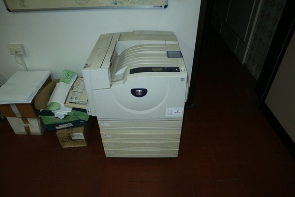 1#5354 Arredo ufficio e macchinari per produzione tessile in vendita - foto 12