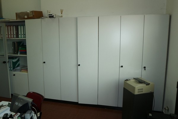 1#5354 Arredo ufficio e macchinari per produzione tessile in vendita - foto 23