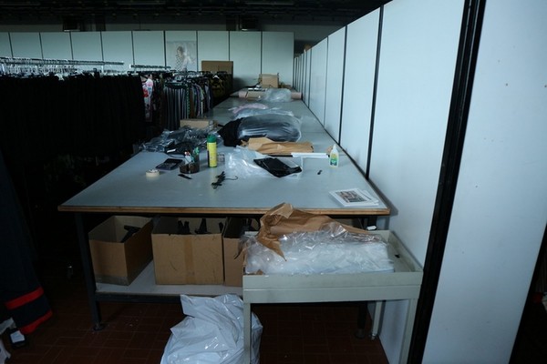 1#5354 Arredo ufficio e macchinari per produzione tessile in vendita - foto 88