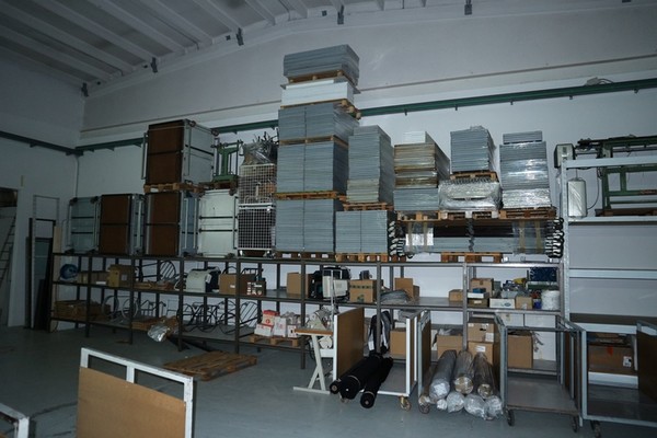 1#5354 Arredo ufficio e macchinari per produzione tessile in vendita - foto 117