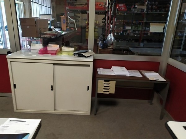 2#5357 Arredi ufficio e materiale elettronico in vendita - foto 6