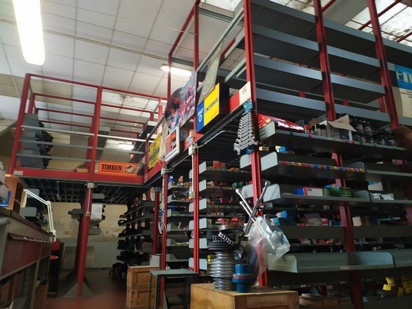 Logistica in vendita