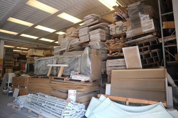 25#5360 Magazzino legname e materiale elettrico in vendita - foto 1