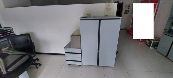 1#5365 Arredo ed attrezzatura informatica per ufficio in vendita - foto 4