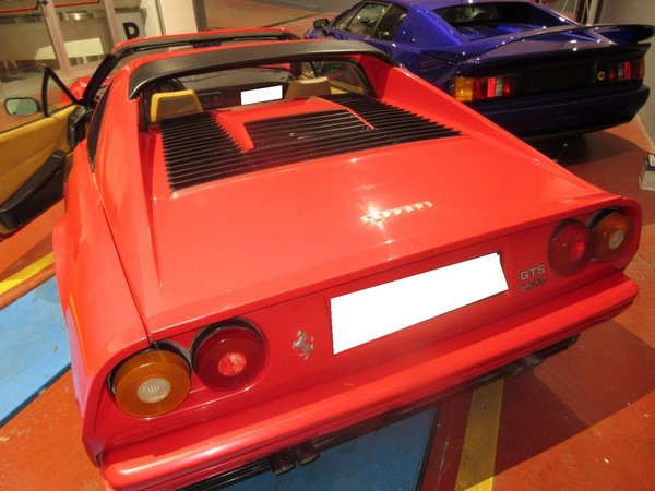 1#5366 Autovettura Ferrari 208 Gts turbo in vendita - foto 20
